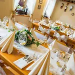 Penzion U Helferu Guest house 3*