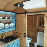 Penzion U Helferu Guest house