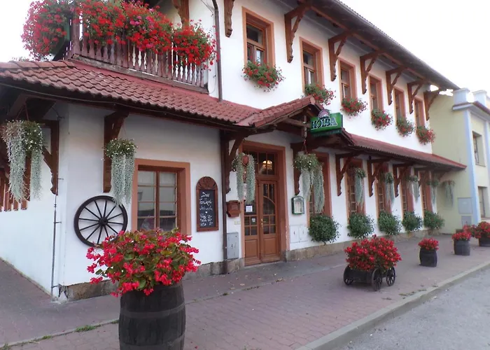 Pensión Restaurace U Helferu 3*