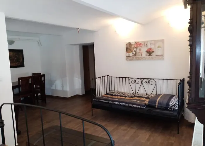 Restaurace U Helferu 3* Libuň