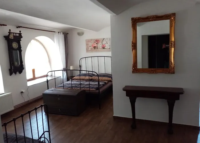 Restaurace U Helferu Pensión Libuň